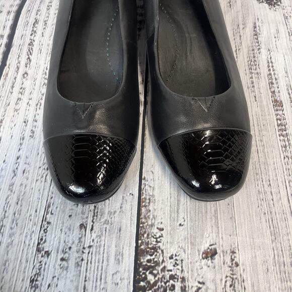 Trotters Black Leather Slip On Heels Shoes size 9.5 N Comfort Supper Career - Picture 5 of 12